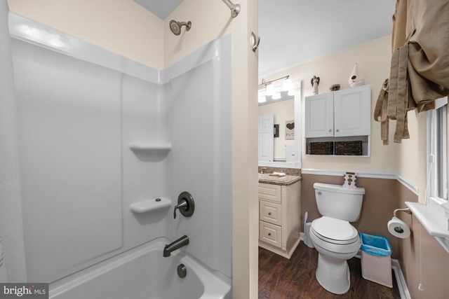 630 GREENBRIAR DRIVE, Williamstown, NJ 08094