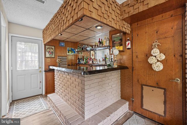 630 GREENBRIAR DRIVE, Williamstown, NJ 08094