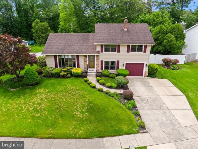 630 GREENBRIAR DRIVE, Williamstown, NJ 08094