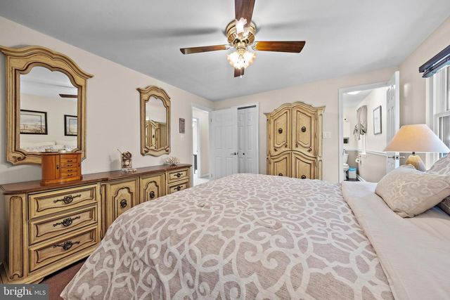 630 GREENBRIAR DRIVE, Williamstown, NJ 08094