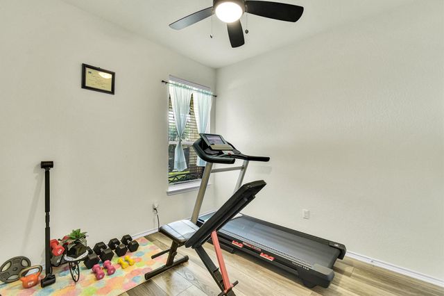 2950 E Old Settlers BLVD 70, Round Rock, TX 78665