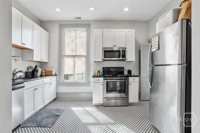 21 W 36th Street, Savannah, GA 31401