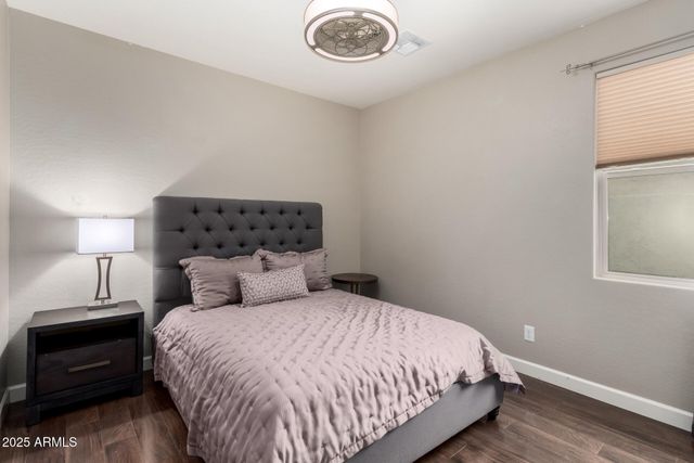 6608 W SAGUARO PARK Lane, Glendale, AZ 85310