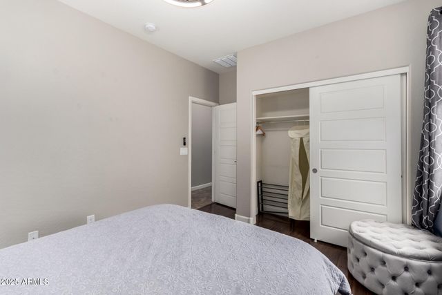 6608 W SAGUARO PARK Lane, Glendale, AZ 85310