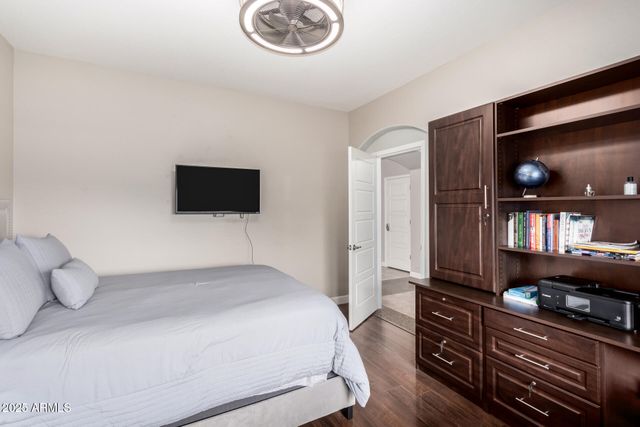 6608 W SAGUARO PARK Lane, Glendale, AZ 85310