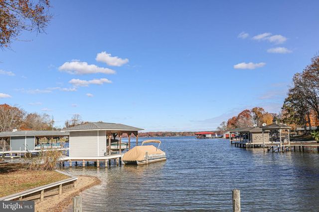 4049 MOODY TOWN RD, Bumpass, VA 23024