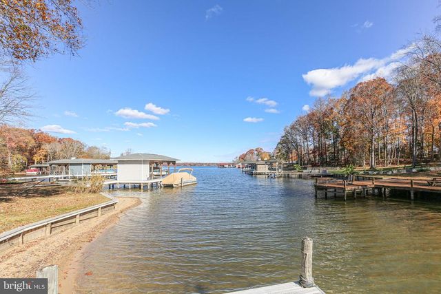 4049 MOODY TOWN RD, Bumpass, VA 23024