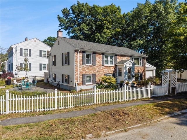 116 Running Brook Rd., Boston, MA 02132