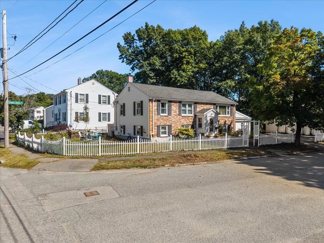 116 Running Brook Rd., Boston, MA 02132