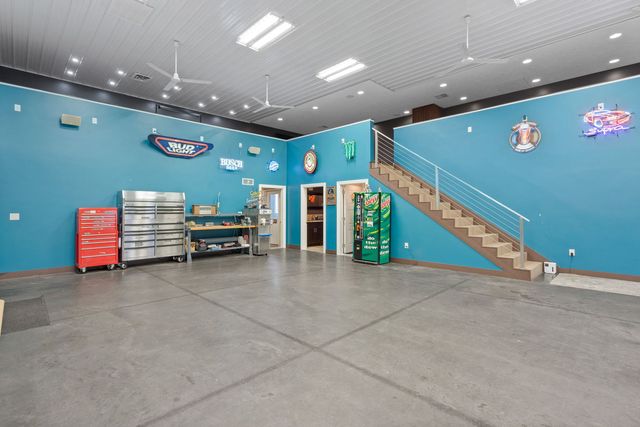 9901 US Highway 6 Highway, Geneseo, IL 61254