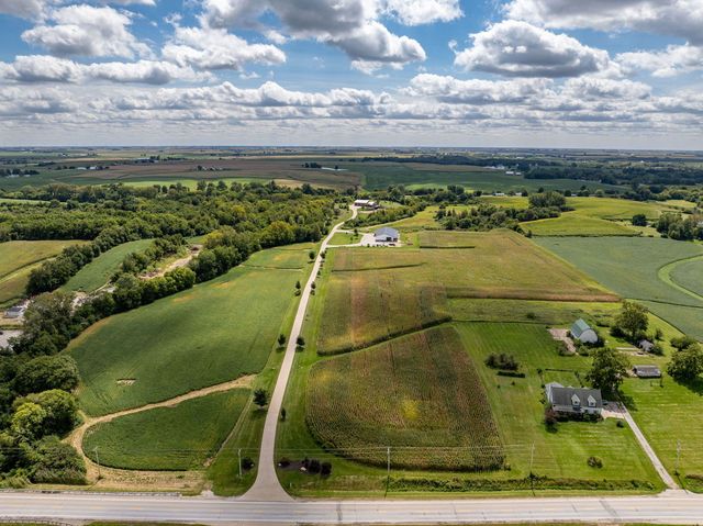 9901 US Highway 6 Highway, Geneseo, IL 61254