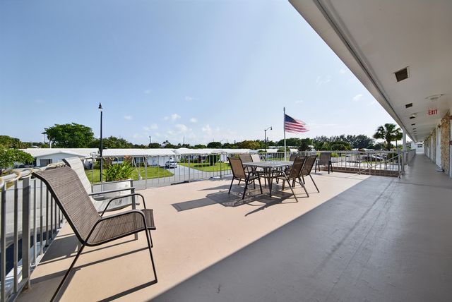 301 S Golf Boulevard 277, Pompano Beach, FL 33064