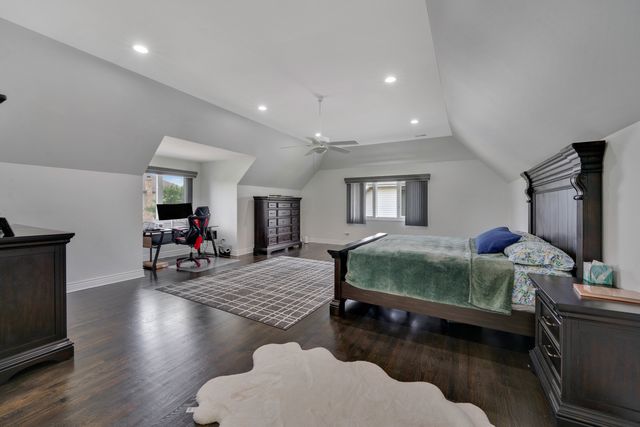 18219 Autumn Ridge Drive, Orland Park, IL 60467