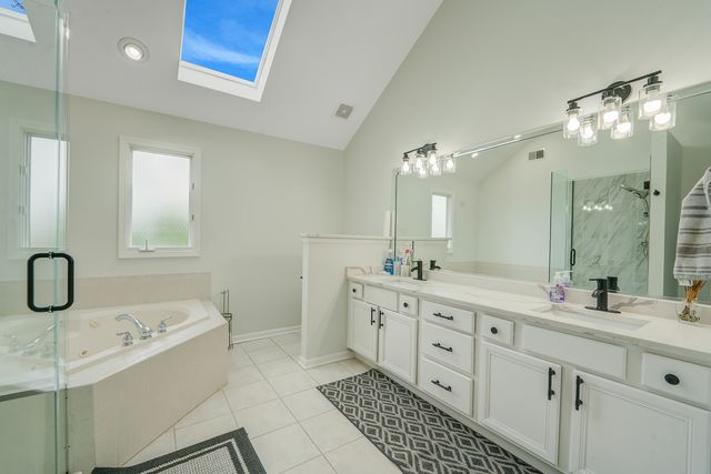 18219 Autumn Ridge Drive, Orland Park, IL 60467