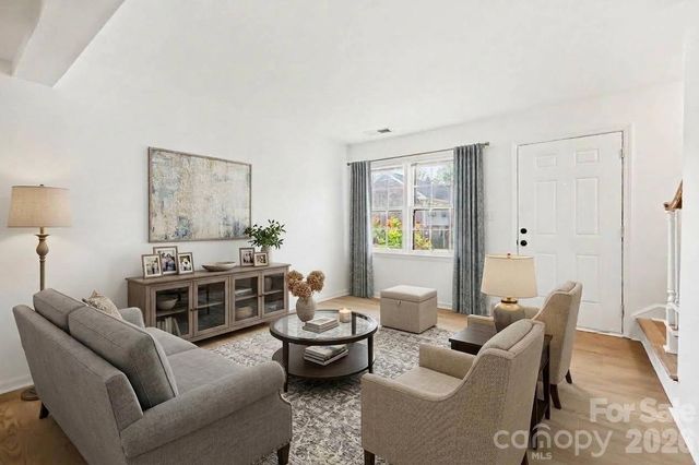 1231 Archdale Drive A, Charlotte, NC 28217