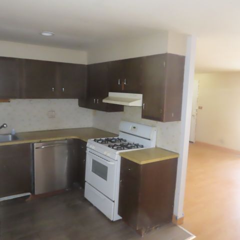 1305 Wakeby Lane 1305, Schaumburg, IL 60193