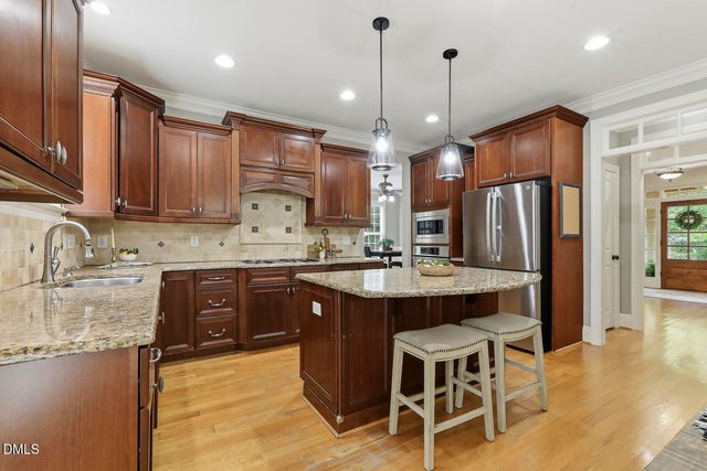 113 Grantwood Drive, Holly Springs, NC 27540