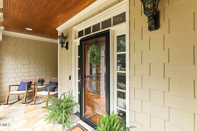 113 Grantwood Drive, Holly Springs, NC 27540