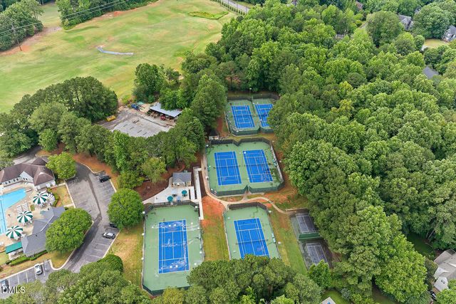 113 Grantwood Drive, Holly Springs, NC 27540