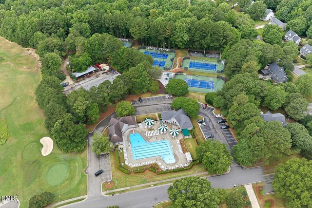 113 Grantwood Drive, Holly Springs, NC 27540