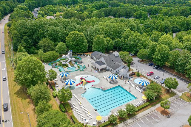 113 Grantwood Drive, Holly Springs, NC 27540