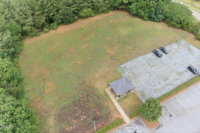 113 Grantwood Drive, Holly Springs, NC 27540