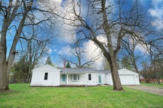 620 S Briarvale Drive, Auburn Hills, MI 48326