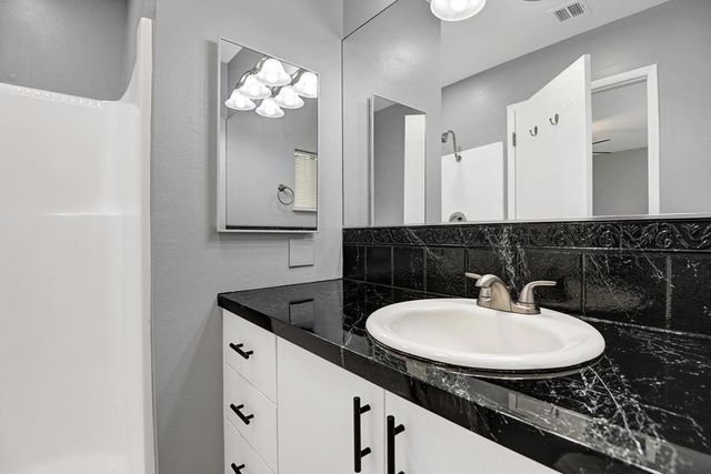 51225 Avenida Velasco, La Quinta, CA 92253