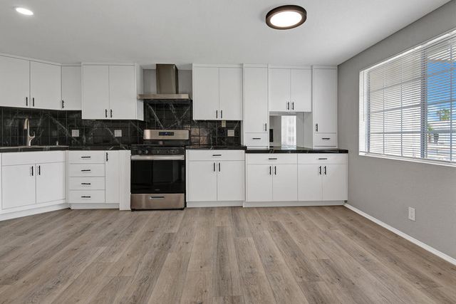 51225 Avenida Velasco, La Quinta, CA 92253