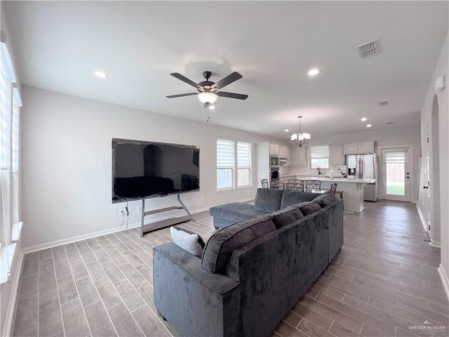 2603 N Rocky Rose Avenue, Edinburg, TX 78541