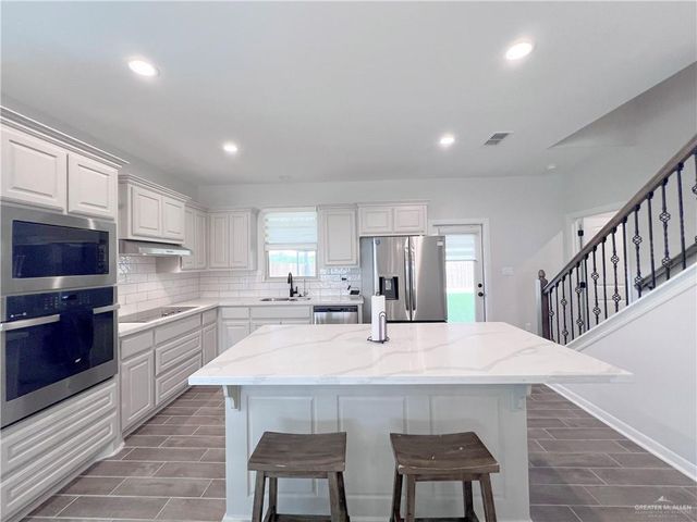 2603 N Rocky Rose Avenue, Edinburg, TX 78541