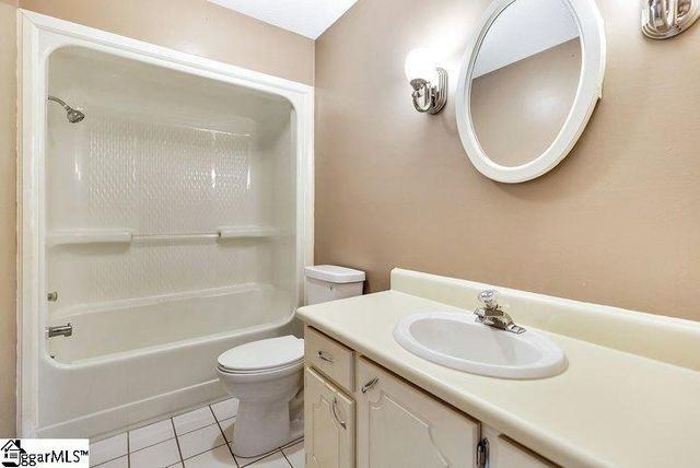 123 Forest Drive, Townville, SC 29689