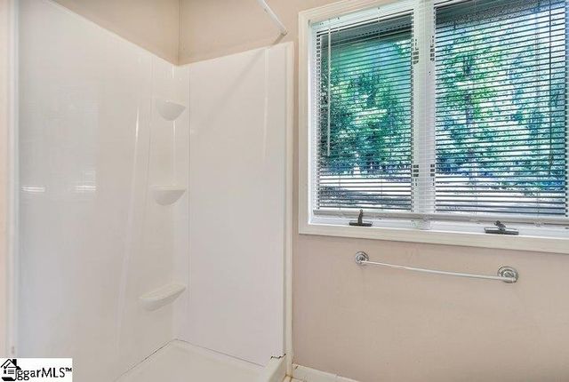 123 Forest Drive, Townville, SC 29689