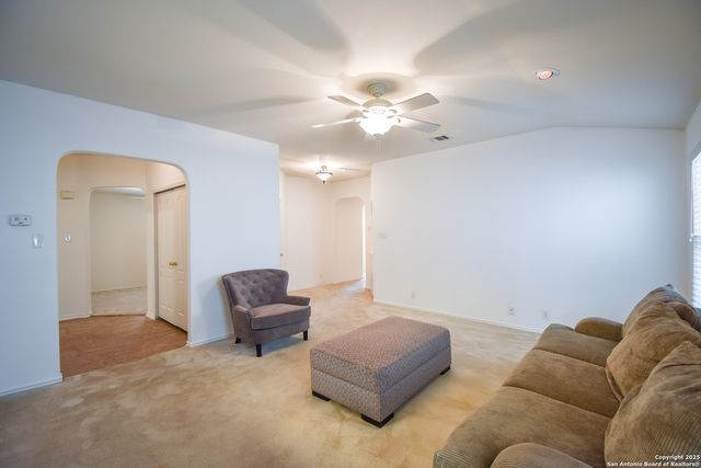 15842 Manes Grv, San Antonio, TX 78247