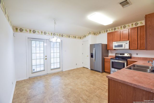 15842 Manes Grv, San Antonio, TX 78247