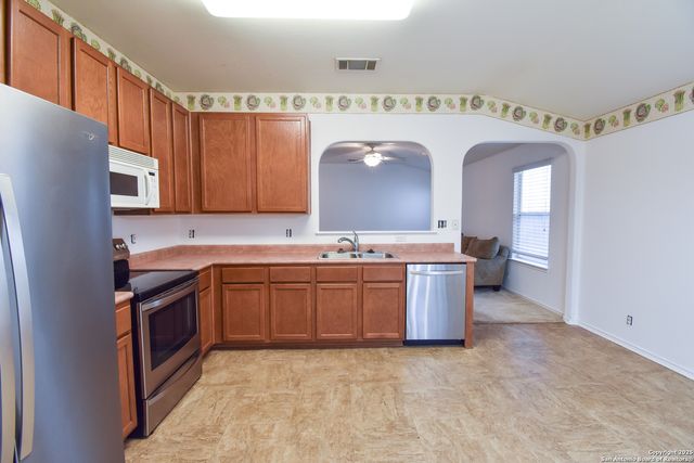 15842 Manes Grv, San Antonio, TX 78247