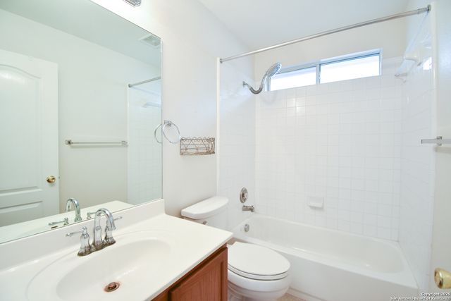 15842 Manes Grv, San Antonio, TX 78247