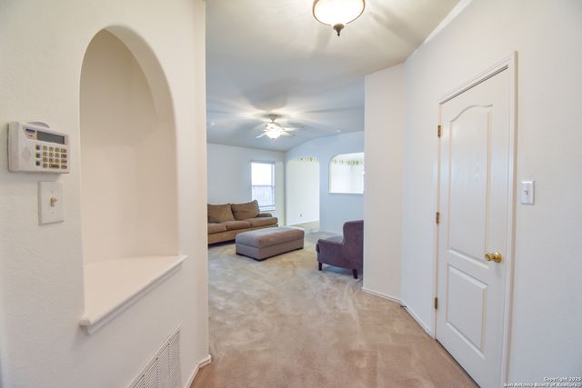 15842 Manes Grv, San Antonio, TX 78247