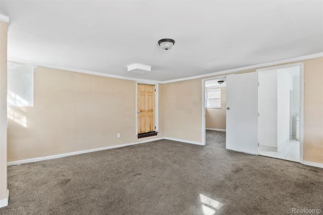 17100 Chandler Park Drive, Detroit, MI 48224