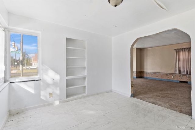 17100 Chandler Park Drive, Detroit, MI 48224