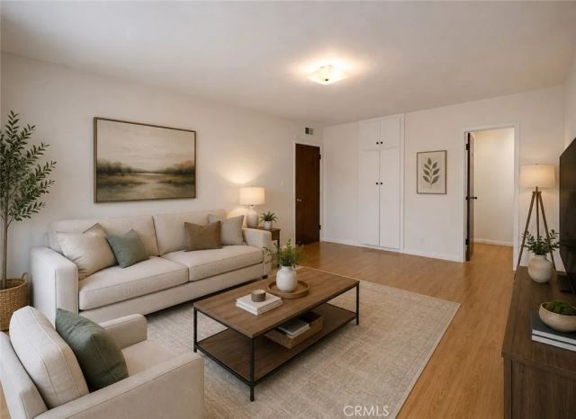 410 N Market Street 17, Inglewood, CA 90302
