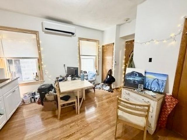 206 Hanover Street 3, Boston, MA 02113