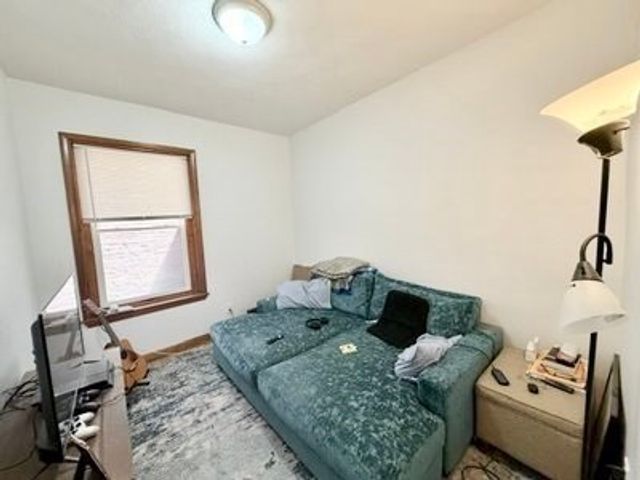206 Hanover Street 3, Boston, MA 02113