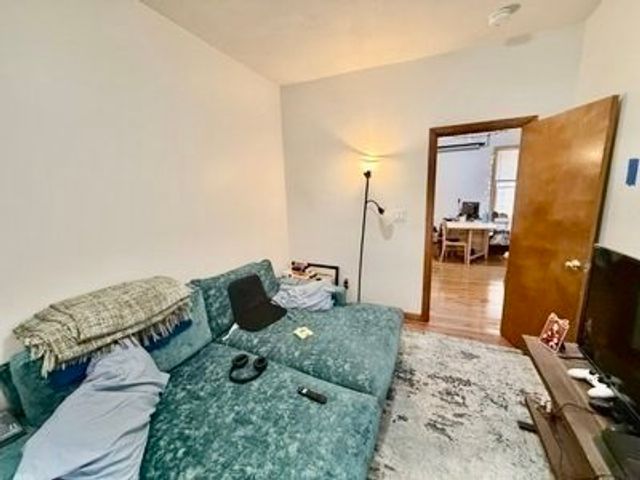 206 Hanover Street 3, Boston, MA 02113