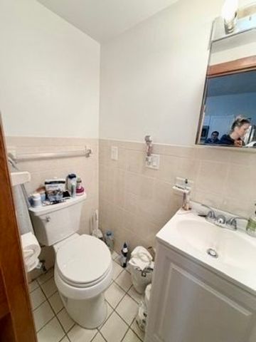 206 Hanover Street 3, Boston, MA 02113