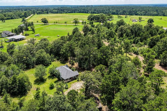 691 Bishop Road, Huntsville, TX 77320