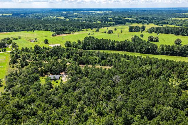 691 Bishop Road, Huntsville, TX 77320