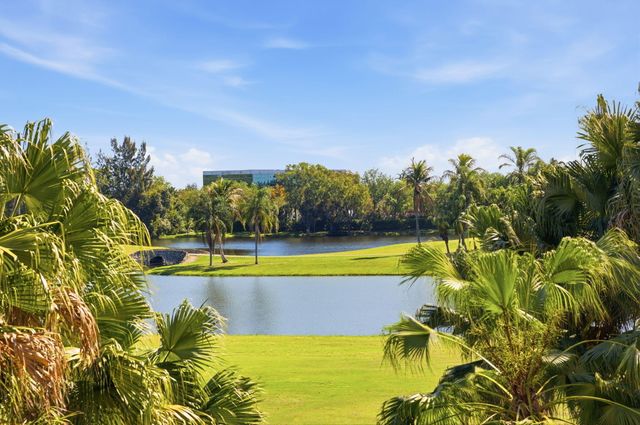 16091 Blatt Boulevard 304, Weston, FL 33326