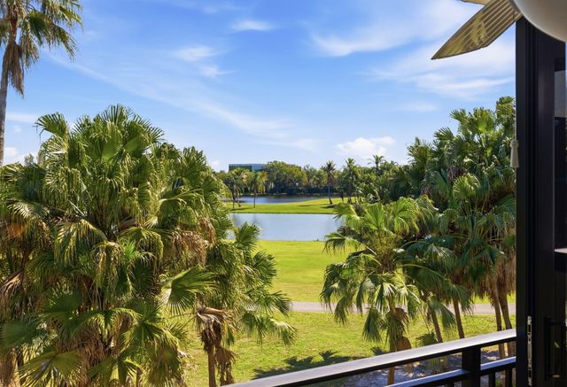 16091 Blatt Boulevard 304, Weston, FL 33326