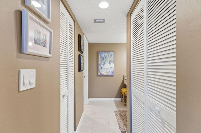 16091 Blatt Boulevard 304, Weston, FL 33326